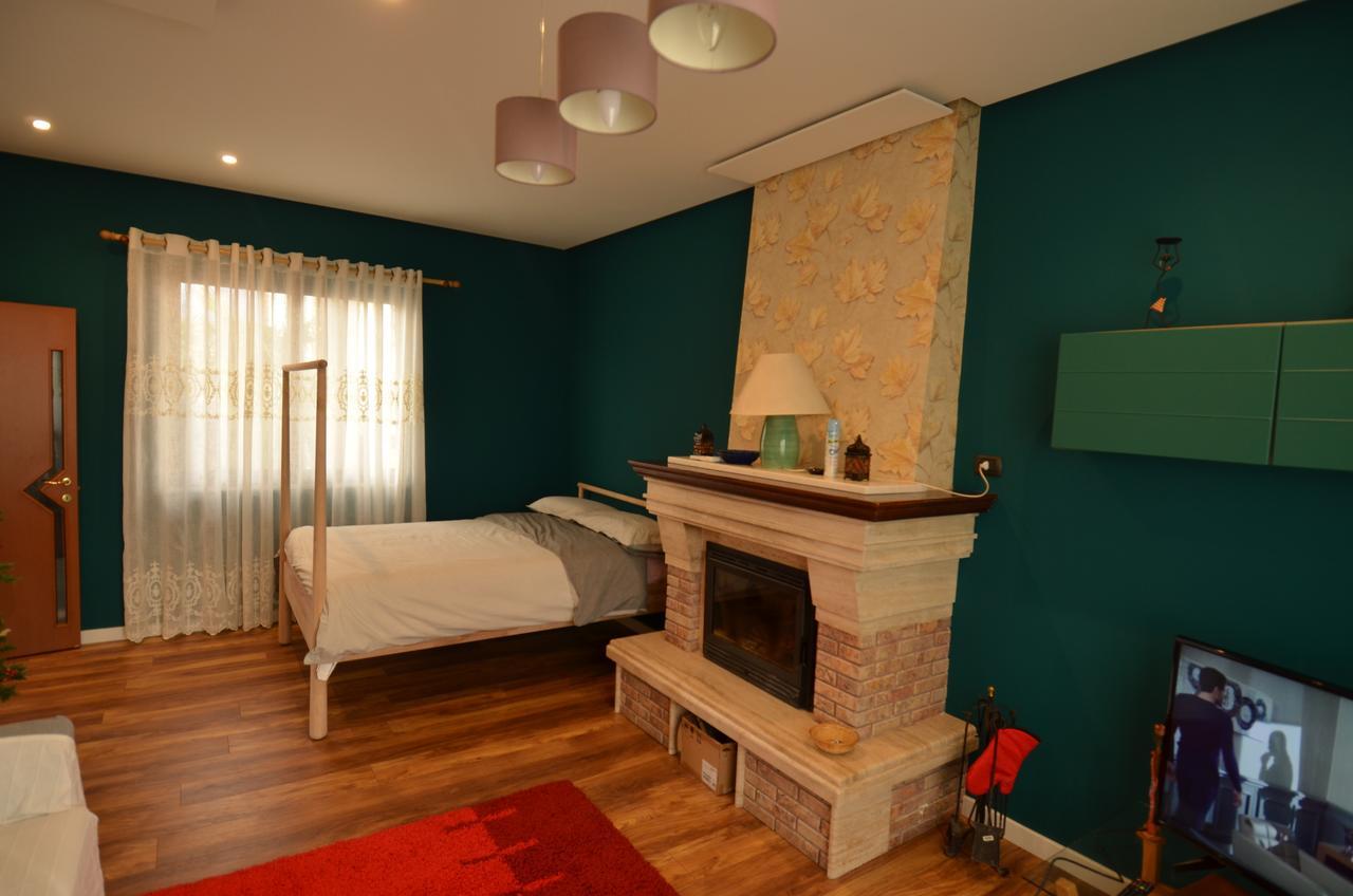 Villa Berberi Tirana Habitación foto